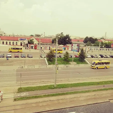 Διαμέρισμα городоцька 169, жд вокзал,близько центр,парковка