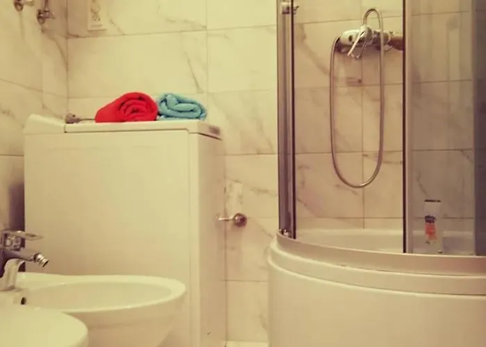 городоцька 169, жд вокзал,близько центр,парковка *