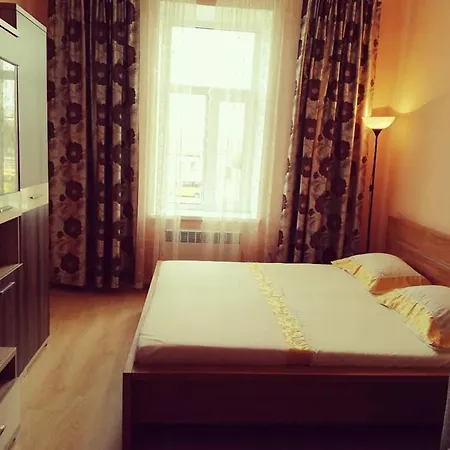 городоцька 169, жд вокзал,близько центр,парковка Apartamento