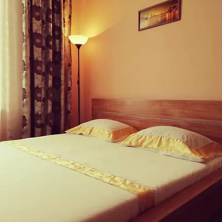 городоцька 169, жд вокзал,близько центр,парковка